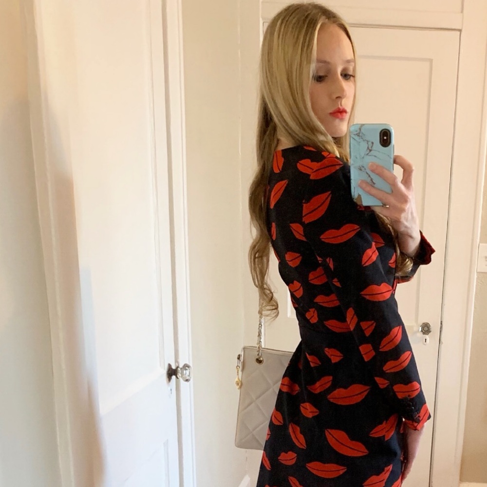 💋 Saint Laurent Lips Dress Size 6 - Picture 3 of 8